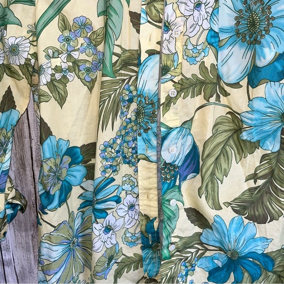 Talbots Green Floral Palm Button Down - Picture 4 of 6